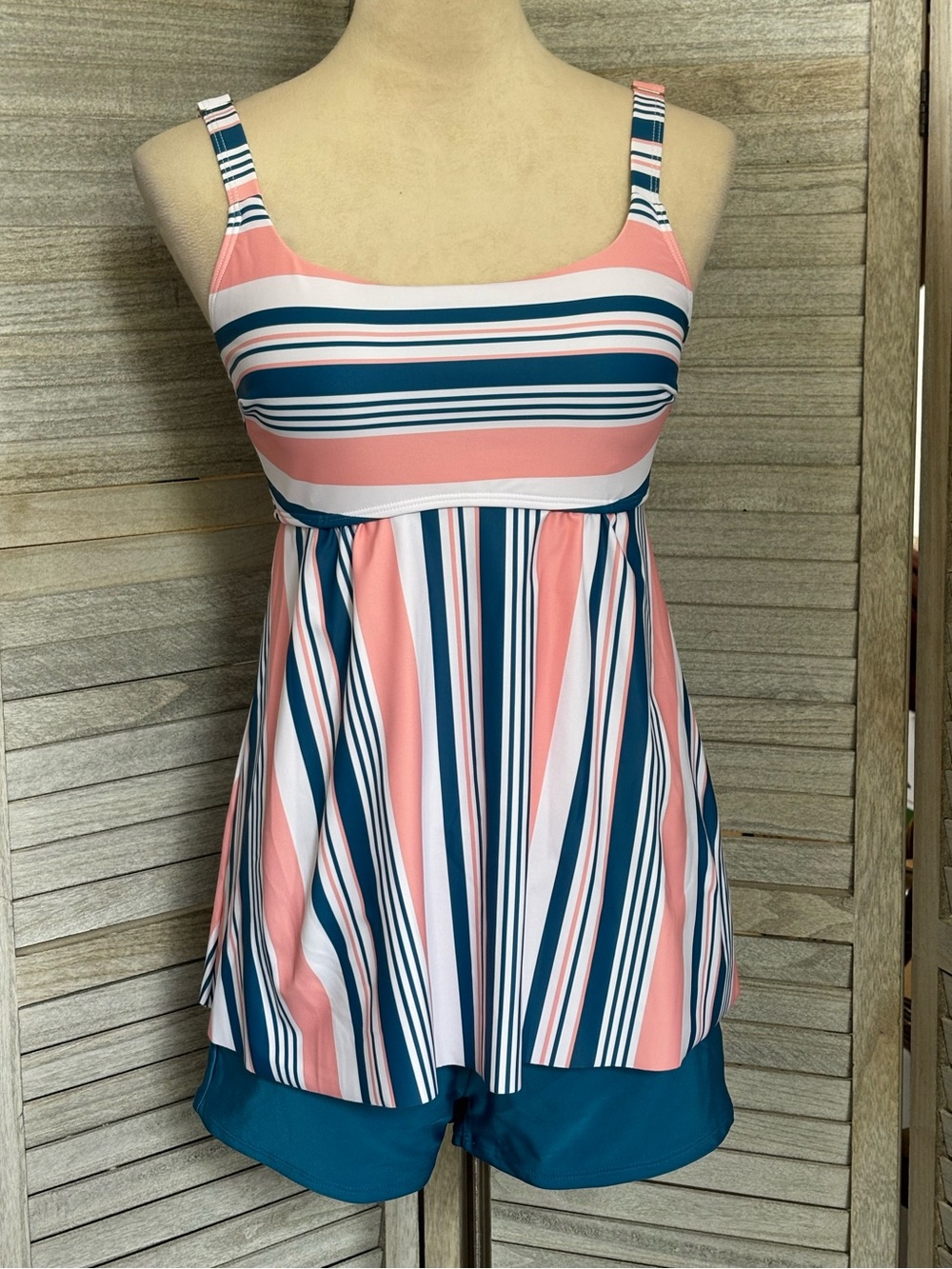 NWOT Teal & PeachyPink Striped 2 Piece Tankini Set BoyShorts SZM Fits as a Small